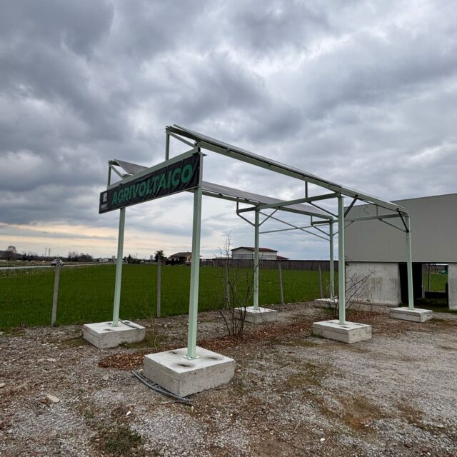 strutture metalliche per il fotovoltaico a terra a Cuneo