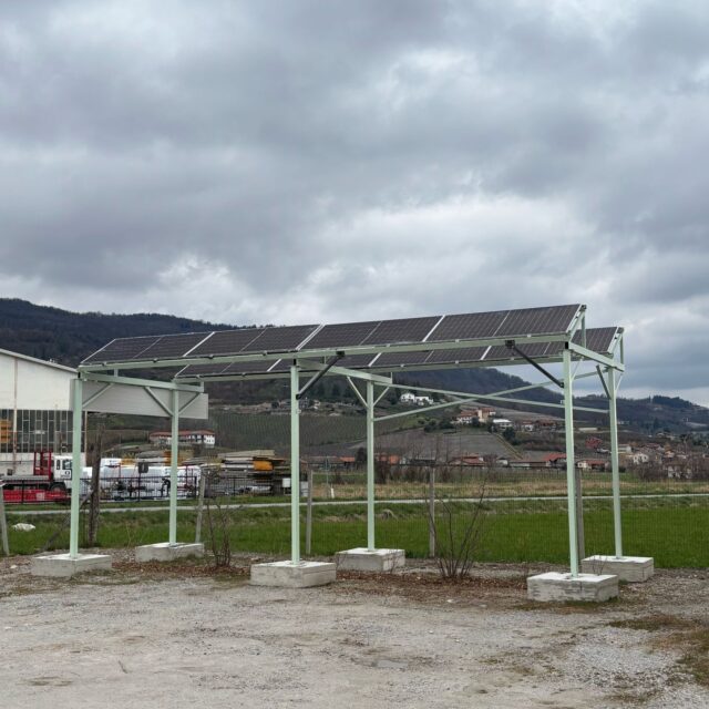 strutture metalliche per impianti a pannelli solari torino